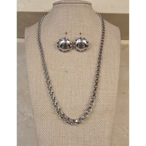 Vintage 1990s Monet Silver-tone Graduated Chain Necklace & Clip-On Earrings